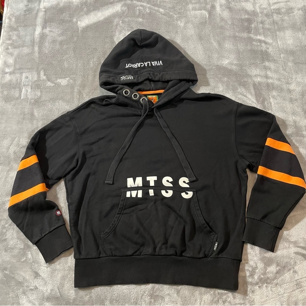 Meters/Bonwe Melting Sadness MTEE Black “Viva La Carrot” Graphic Hoodie Size M